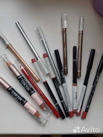 Карандаши для губ и глаз