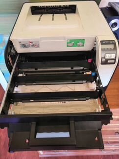 Принтер HP Color LaserJet Pro CP1525n