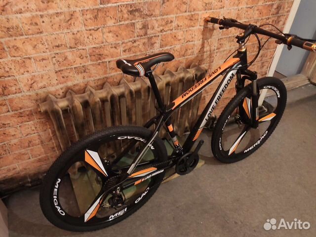 Велосипед на литых дисках 27,5' AL рама