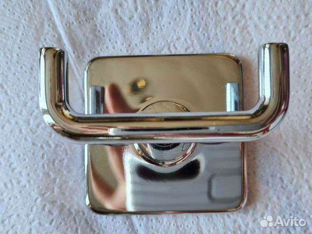 Крючки самоклеющиеся