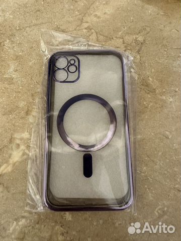 Чехол на iPhone 11