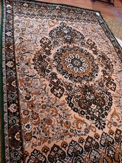 Ковер новый 2.92 на 2.50 м