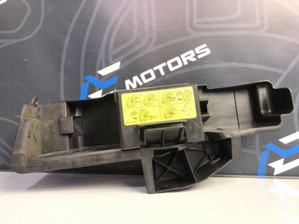 Отсек под инструмент Audi A6 C6 AUK 2005