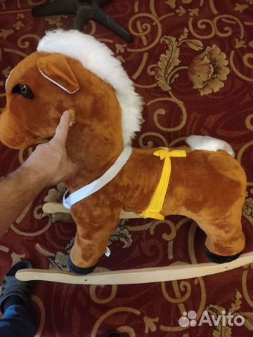 Игрушка лошадь качалка