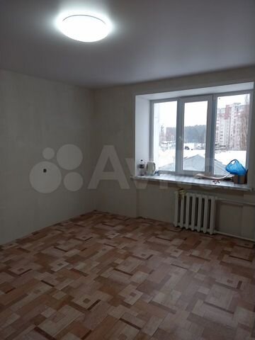 Комната 14 м² в 9-к., 5/9 эт.