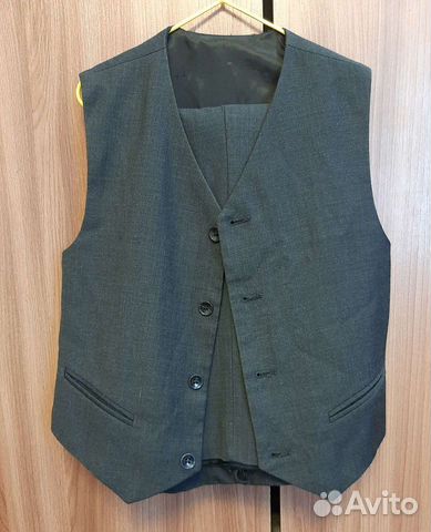 Костюм с жилеткой школьный