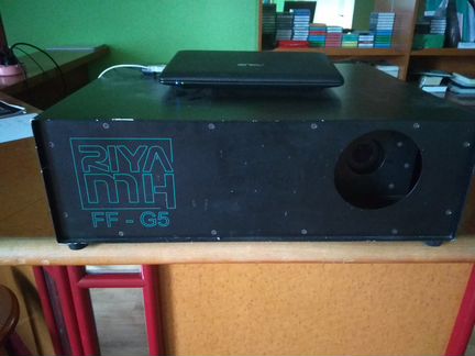 Лазерный проектор