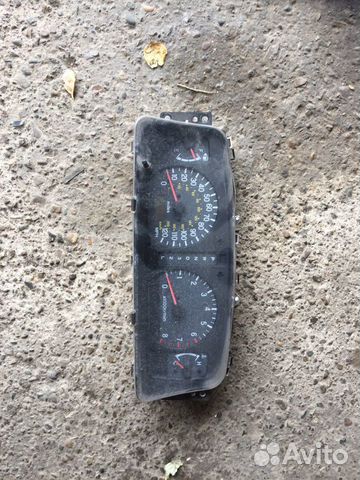 Щиток приборов mitsubishi montero sport 1