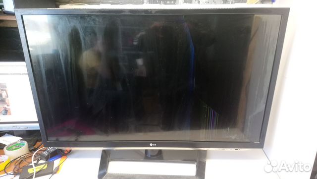 Телевизор LG 42LM580T-ZA в разбор