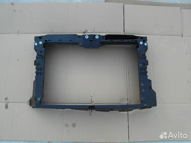 Передняя панель телевизор Volkswagen Jetta 6 11-19