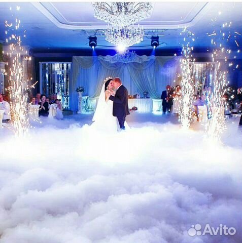 Тяжёлый дым на свадьбу, конфетти,холодные фонтаны