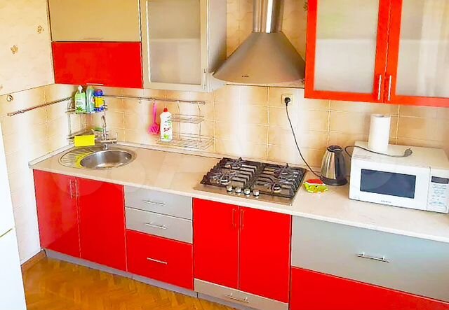3-к. квартира, 57 м², 4/9 эт.