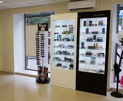 Торговая витрина для оптики