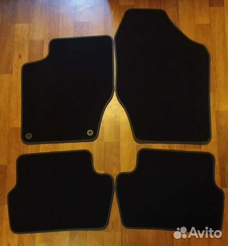 Автомобильные коврики текстильные