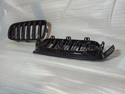 Ноздри бампера BMW F30 комплект