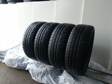 205 55 16 Pirelli Winter 210 Snowcont 5z R16