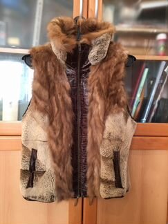 Жилетка из меха енота