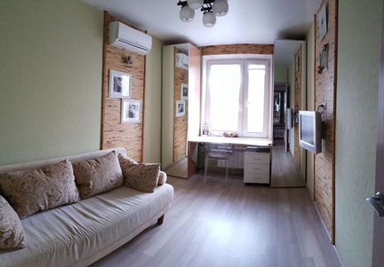 Шкаф и стол