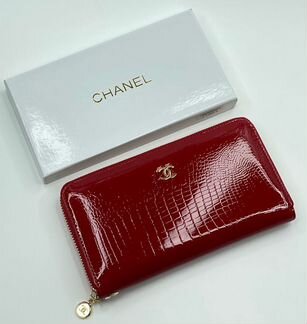 Кошелек Chanel на молнии красный