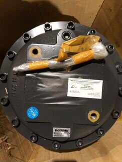Редуктор поворота Doosan S420LC-V 130426-00015