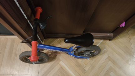 Продам Беговел Kreiss, б/у