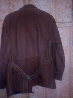 Продаю кожаную мужскую куртку