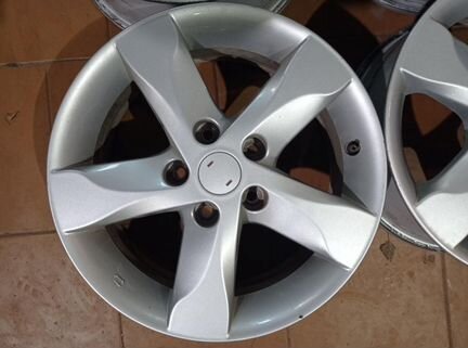 Диски бу оригинал R16 I на Nissan