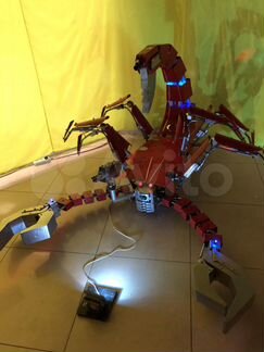 Продам макет робота- скорпиона