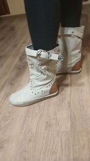 Сапоги новые