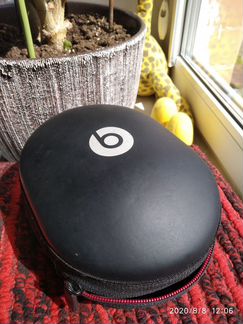 Наушники Beats Solo3 Wireless (с повреждением)