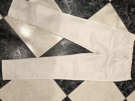 Белые брюки
