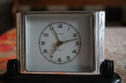 Настольные часы слава. СССР. Механика