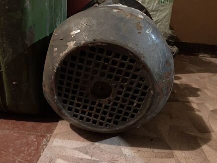 Асинхронный двигатель СССР