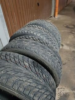 Шины зимние 215/55 R16 Nokian Hakkapeliitta