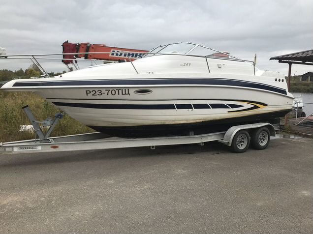 Sealine s37. Glastron gs249. 2002 Glastron.