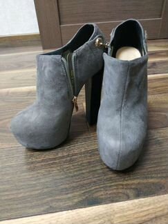 Женские осенние ботинки