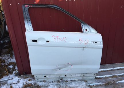 Evoque Дверь передняя правая Эвок BJ32F20220A