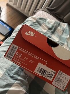 Кроссовки Nike court