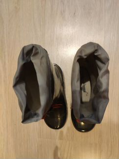 Резиновые сапоги