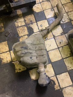 Глушитель к-кт на grand cherokee SRT8 2012