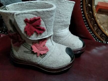 Сапожки Зимниеот 21р и Резиновые детские 23 24р