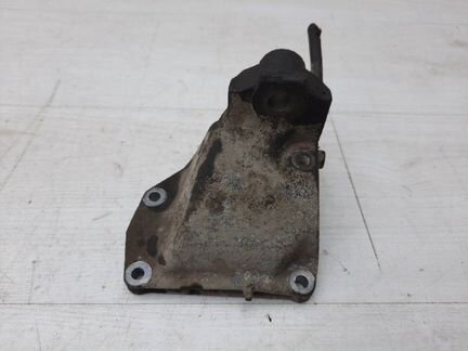 Кронштейн двигателя правый Mercedes Ml320 W163