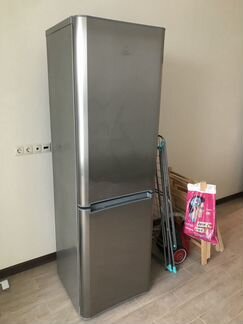 Холодильник-морозильник Indesit Biha20x