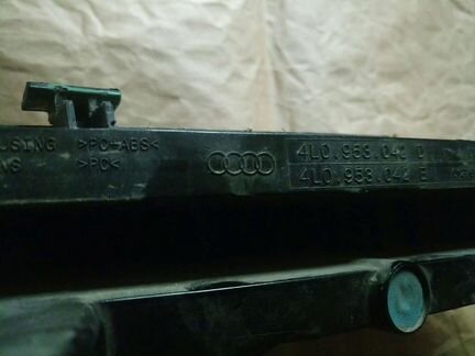 Поворотник Audi Q7