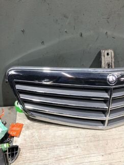 Решетка радиатора Mercedes-Benz E-Class W212