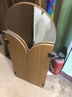 Зеркало трехстворчатое настенное
