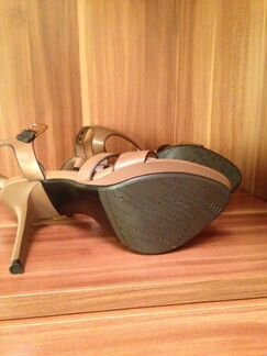 Босоножки anretani (новые)