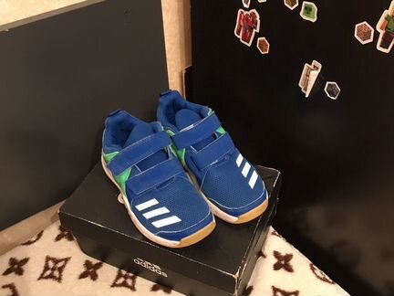 Кроссовки Adidas
