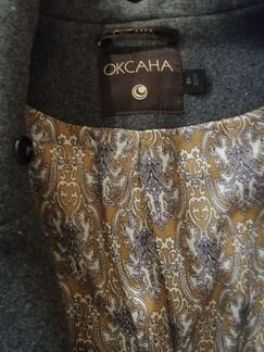 Пально из шерсти с воротником из натурального меха