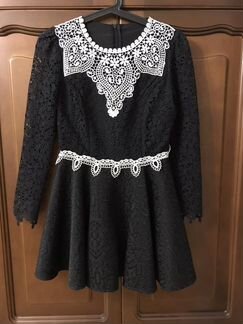 Платье кружевное